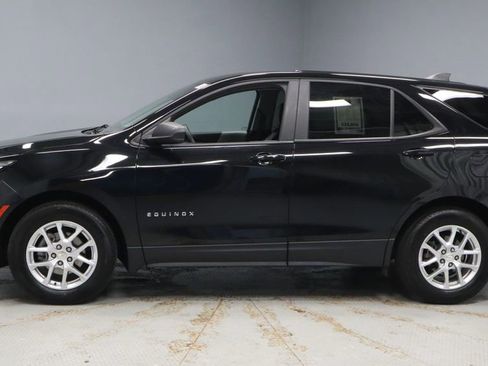 Used 2024 Chevrolet Equinox LS w/ LS Convenience Package FWD image 7