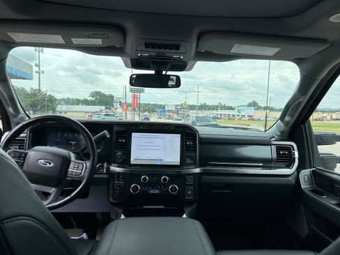 Used 2023 Ford F250 Lariat w/ Lariat Ultimate Package image 23