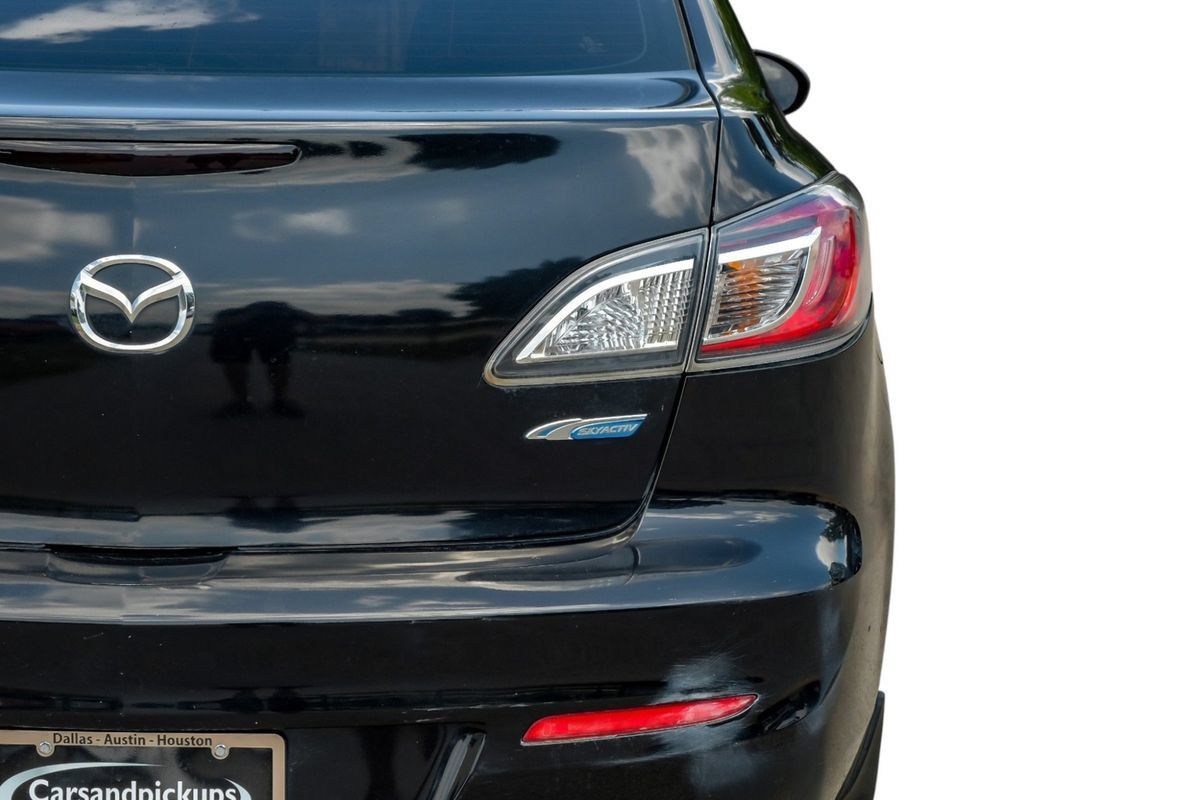 Used 2012 MAZDA MAZDA3 i Grand Touring w/ Tech Pkg FWD image 50