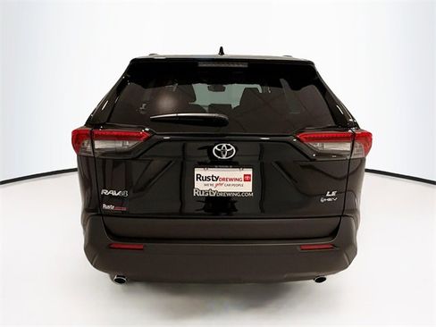 New 2025 Toyota RAV4 LE image 6