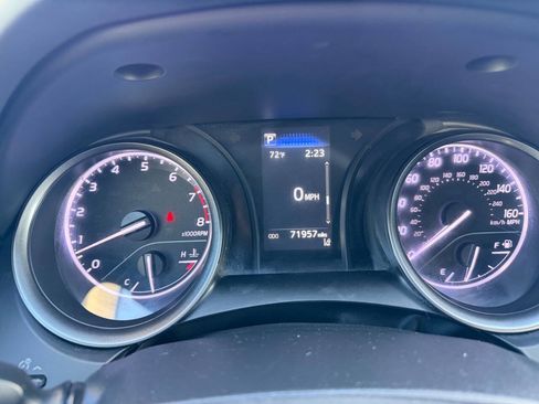 Used 2021 Toyota Camry SE w/ Carpet Mat Package (TMS) image 7