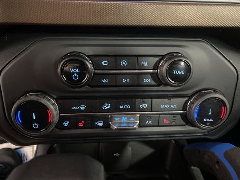 Used 2022 Ford Bronco Outer Banks AWD/4WD image 22