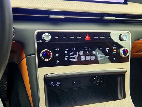 Used 2025 Genesis GV80 3.5T Advanced image 18