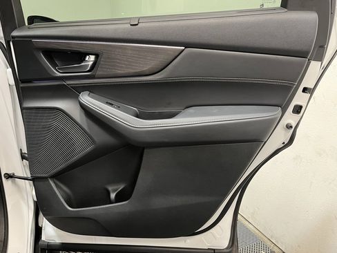 Certified 2024 Acura MDX SH-AWD w/ Advance Package image 18