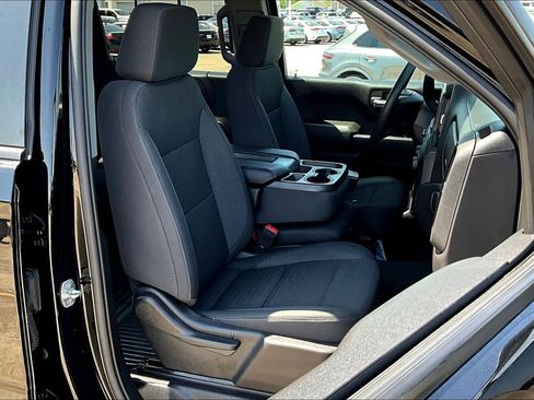 Used 2022 Chevrolet Silverado 1500 Custom w/ LPO, Dark Essentials Package AWD/4WD image 8