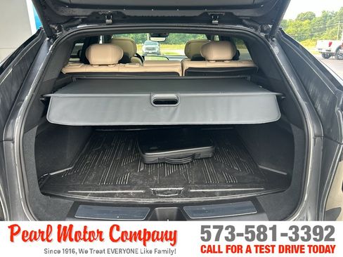 Used 2024 Cadillac Lyriq Luxury w/ Nappa Leather Package AWD/4WD image 25