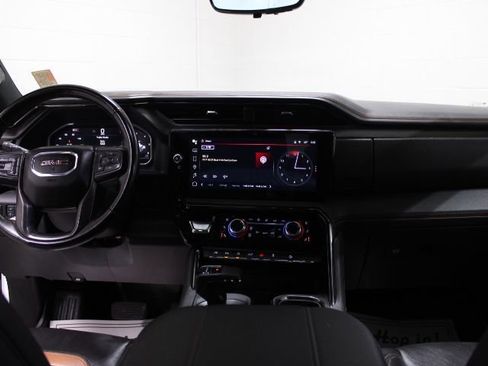 Used 2024 GMC Sierra 1500 AT4 w/ Technology Package image 31