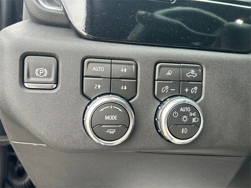 New 2026 GMC Sierra 2500 SLT w/ SLT Premium Package image 21