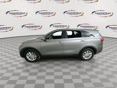 Used 2018 Kia Sorento L image 5