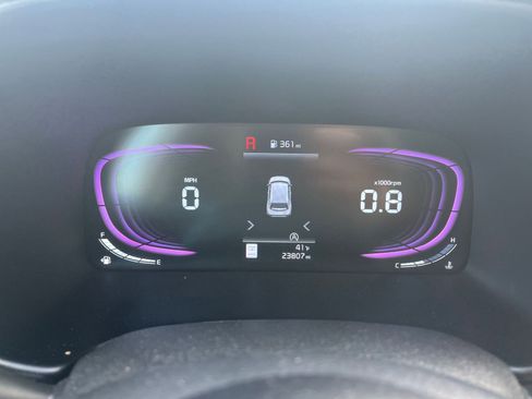 Used 2025 Kia Soul LX w/ LX Technology Package image 35