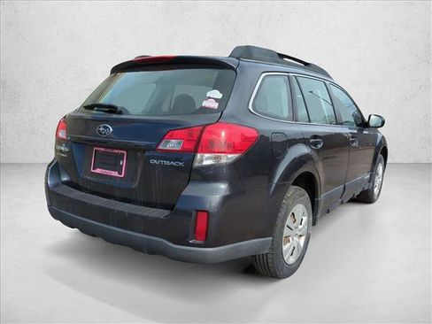 Used 2011 Subaru Outback 2.5i image 5