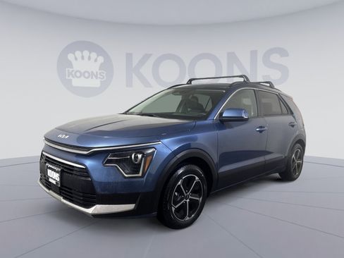 Used 2023 Kia Niro EX image 1