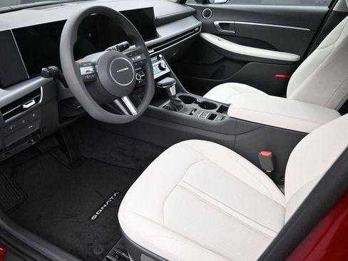 New 2026 Hyundai Sonata SE image 9