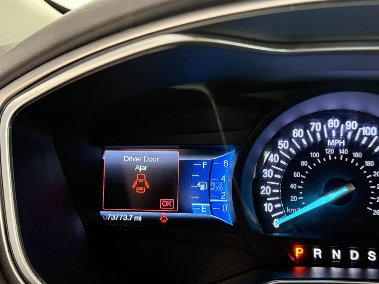 Used 2014 Ford Fusion SE FWD image 17