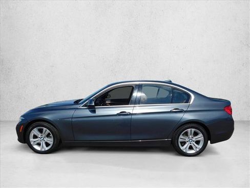 Used 2017 BMW 330i xDrive Sedan AWD/4WD image 15