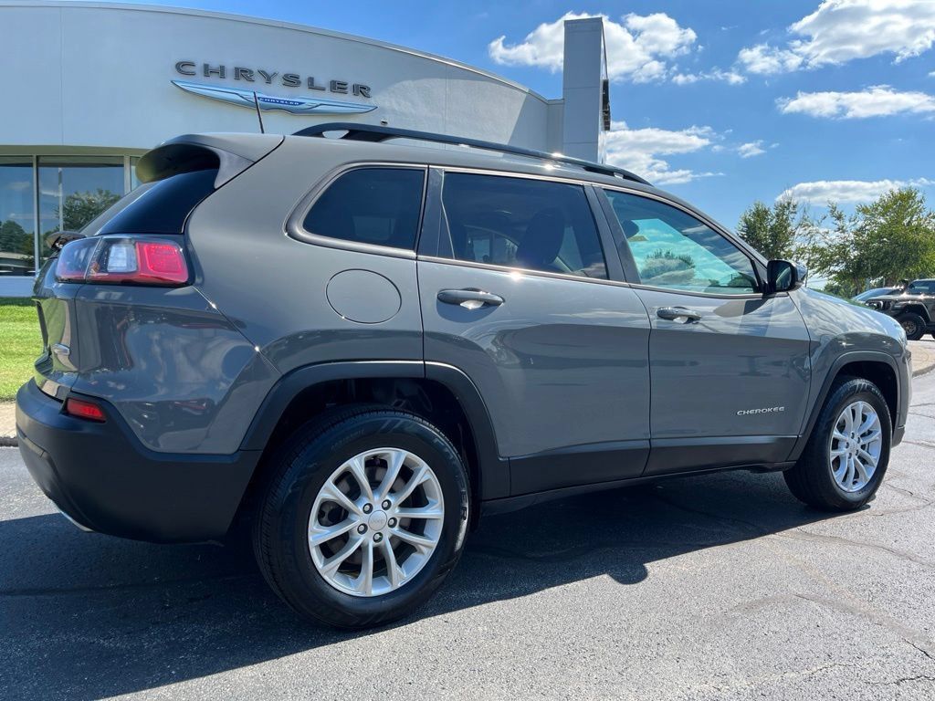 Used 2022 Jeep Cherokee Latitude Lux AWD/4WD image 46