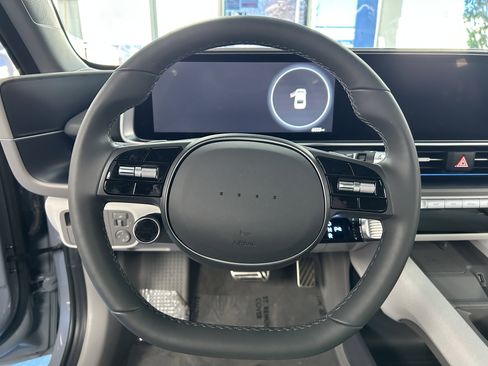 Used 2025 Hyundai Ioniq 6 Limited image 8