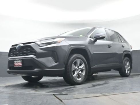Certified 2023 Toyota RAV4 XLE image 29