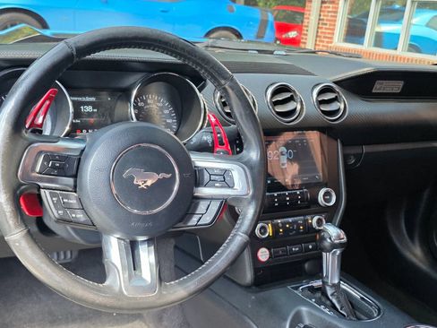 Used 2016 Ford Mustang Coupe w/ Equipment Group 051A RWD image 11