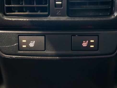 Used 2016 Subaru Outback 2.5i Limited image 9