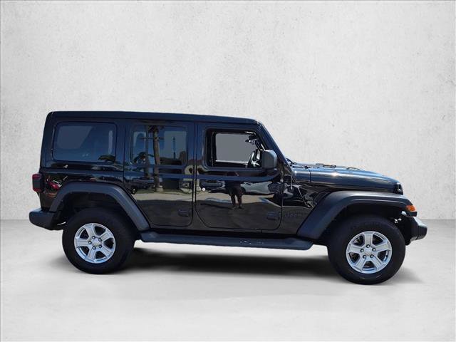 Used 2022 Jeep Wrangler Unlimited Sport w/ Sun And Sound Package AWD/4WD image 5