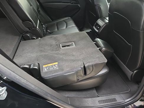 Used 2023 Chevrolet Equinox Premier FWD image 88