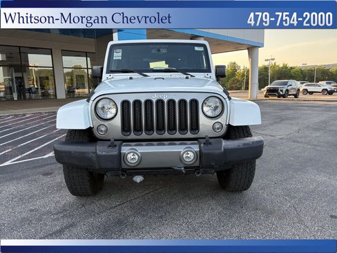 Used 2015 Jeep Wrangler Sport AWD/4WD image 2