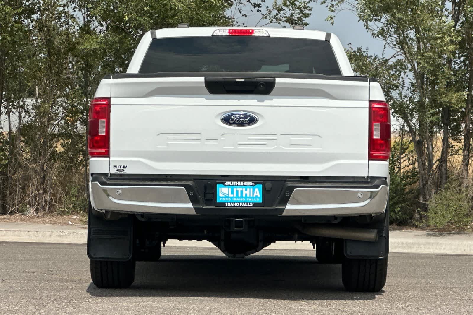 Certified 2023 Ford F150 XLT w/ Trailer Tow Package AWD/4WD image 7
