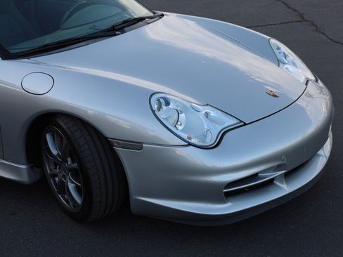 Used 2003 Porsche 911 Targa RWD image 10