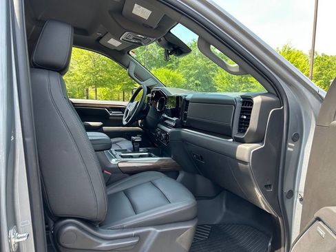 Used 2026 Chevrolet Silverado 1500 LT Trail Boss w/ Convenience Package II AWD/4WD image 44