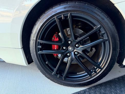 Used 2015 Maserati GranTurismo Sport image 17