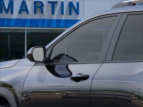 New 2026 Chevrolet Equinox LT FWD image 12
