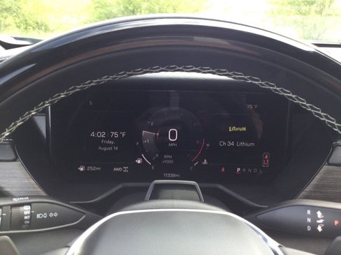 Used 2026 GMC Acadia Denali w/ Super Cruise Package AWD/4WD image 20