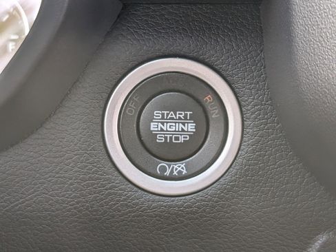 Used 2024 RAM 2500 Big Horn w/ Bed Utility Group image 30