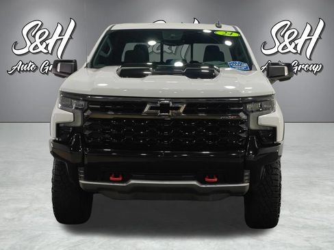 Used 2024 Chevrolet Silverado 1500 ZR2 w/ Technology Package AWD/4WD image 19