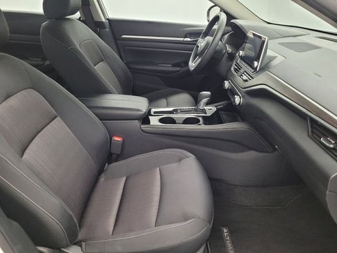 Used 2023 Nissan Altima 2.5 SV FWD image 21