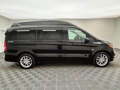 Used 2019 Mercedes-Benz Metris Passenger image 6