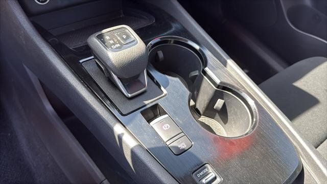 Used 2023 Nissan Rogue S FWD image 29