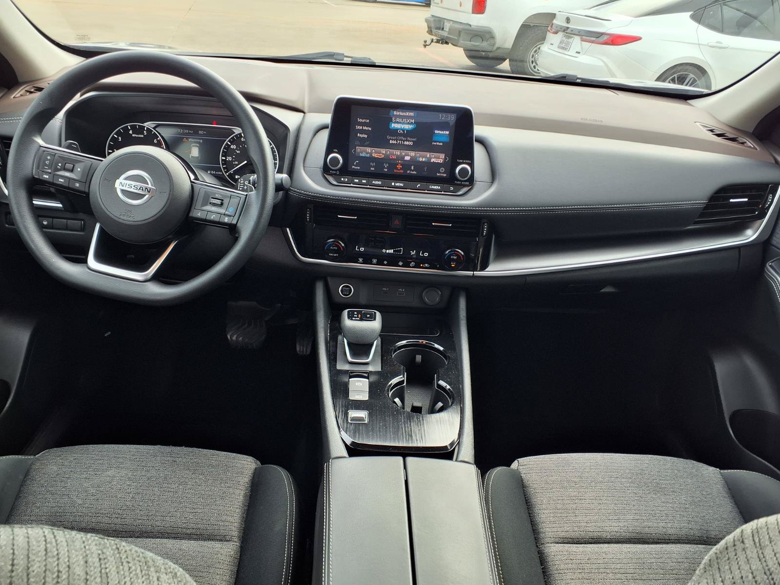 Used 2021 Nissan Rogue SV FWD image 11