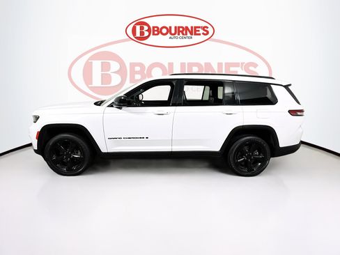 Used 2022 Jeep Grand Cherokee L Laredo image 6