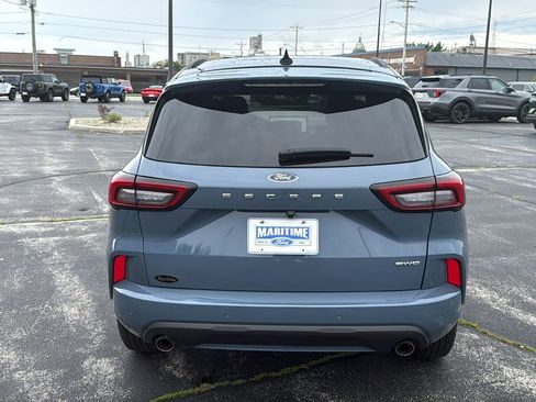 Used 2023 Ford Escape ST-Line w/ Tech Pack #1 AWD/4WD image 8