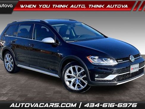 Used 2018 Volkswagen Golf Alltrack SEL image 1
