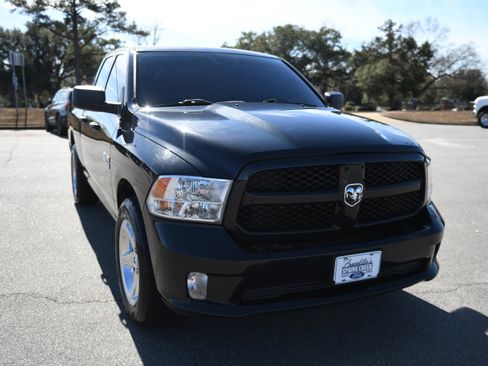 Used 2018 RAM 1500 Express image 5