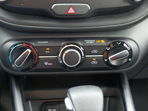 Certified 2024 Kia Soul LX w/ Option Group 015 image 17