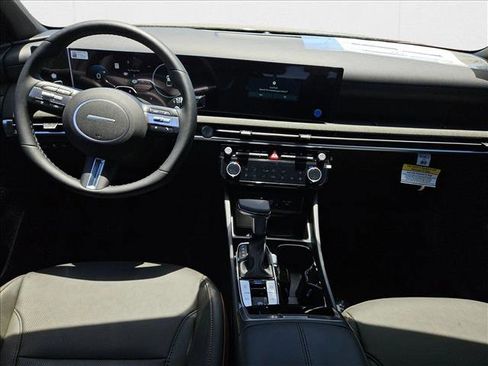 New 2025 Hyundai Santa Cruz Limited image 11