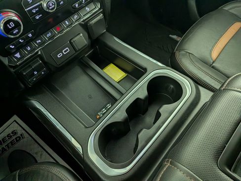 Used 2020 GMC Sierra 2500 AT4 w/ Technology Package image 30