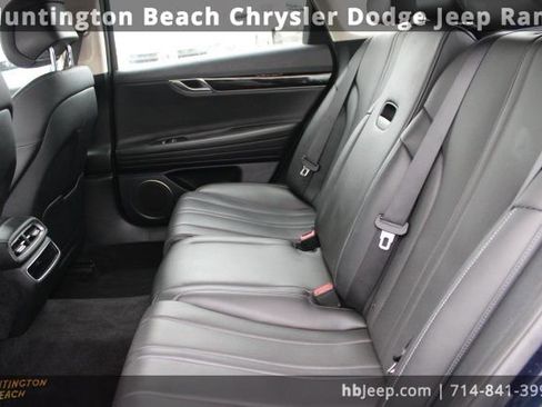 Used 2023 Genesis G80 2.5T image 33