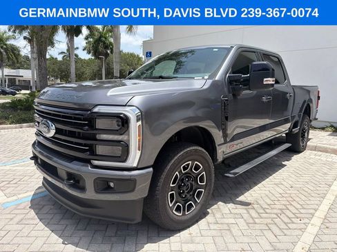 Used 2025 Ford F250 Platinum AWD/4WD image 1