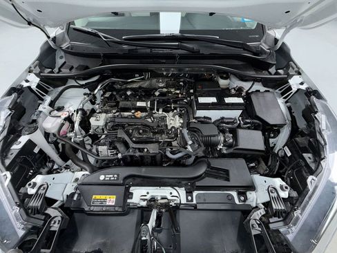 Certified 2024 Toyota Corolla Cross LE image 19