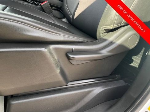 Used 2022 Chevrolet Silverado 1500 W/T w/ WT Value Package image 11